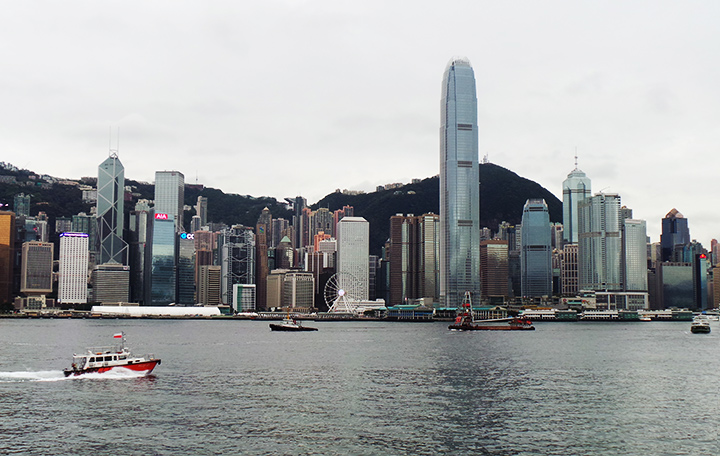Панорама Гонконга с набережной Каулуна